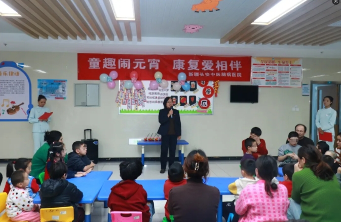 童趣闹元宵 主题党日别样“红”